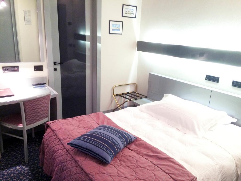 Hotel Michelangelo บีเอลลา ภายนอก รูปภาพ